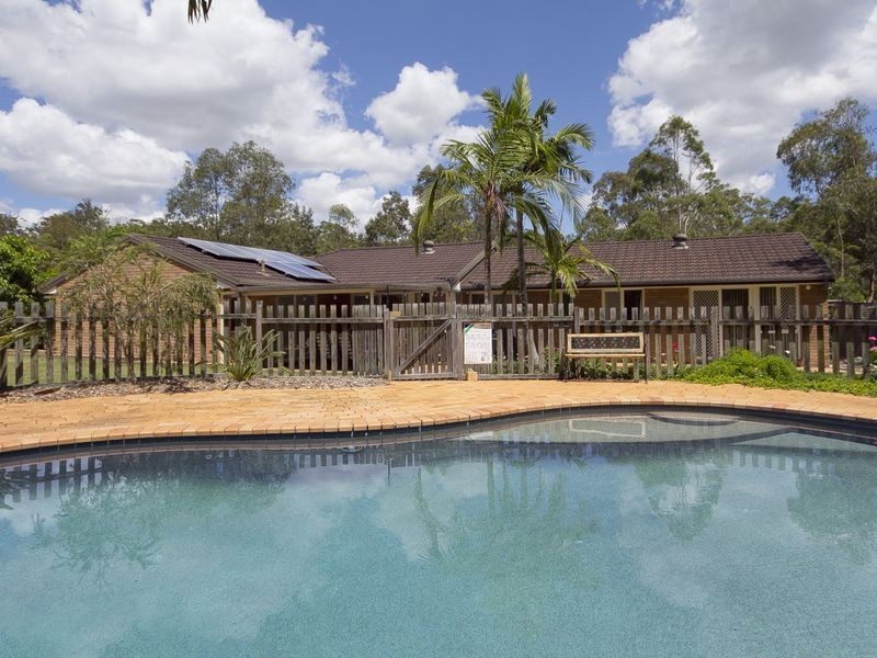 243 Kangaroo Gully Road, Bellbowrie QLD 4070