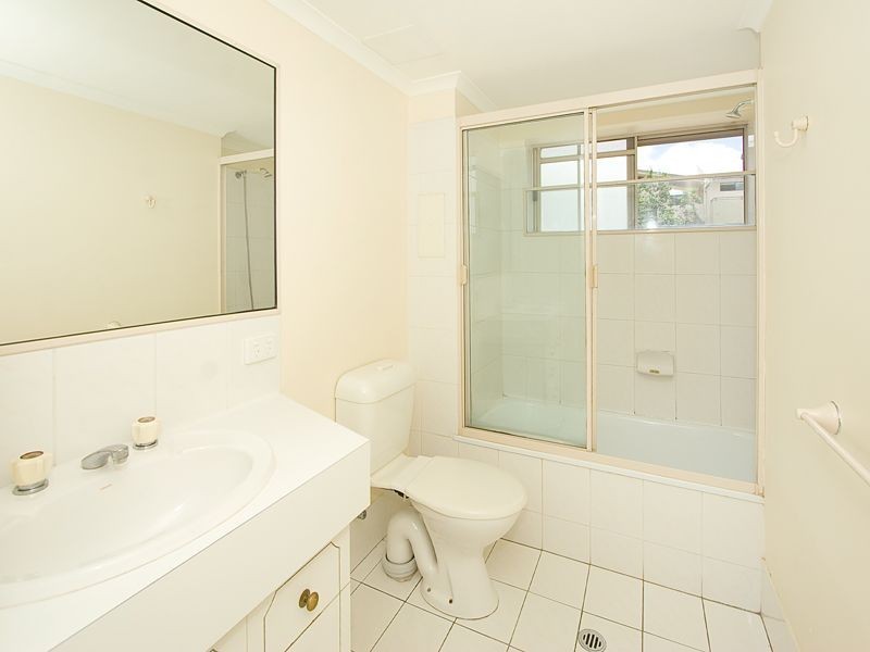 4/14 Cadell Street, Toowong QLD 4066