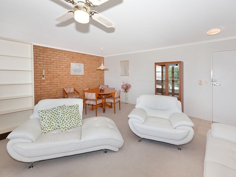 10/98 Whitmore Street, Taringa QLD 4068