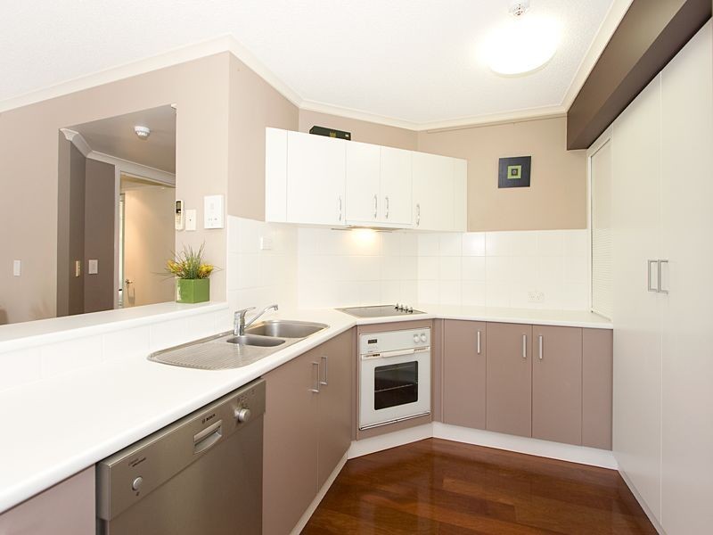 114/98 Holman Street, Kangaroo Point QLD 4169