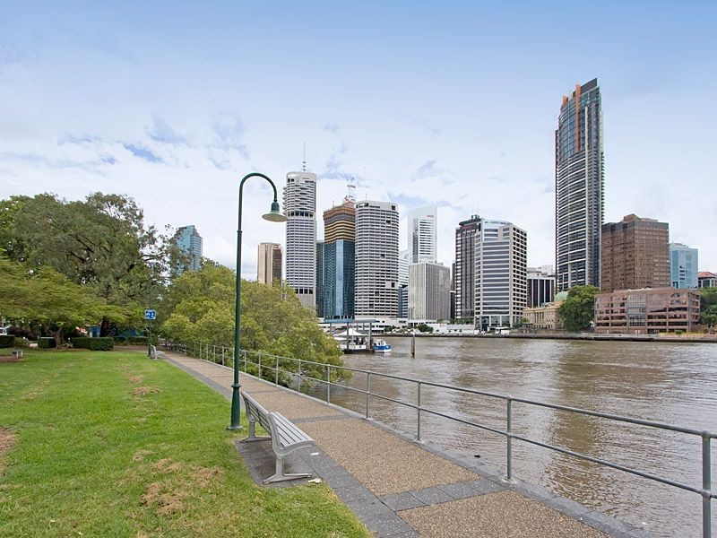 114/98 Holman Street, Kangaroo Point QLD 4169