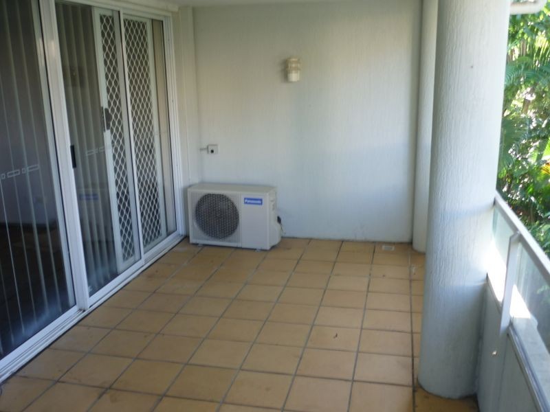 8/212 Sir Fred Schonell Drive, St Lucia QLD 4067