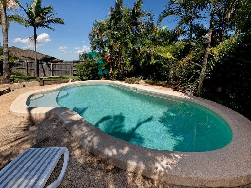 8 Crestwood Place, Moggill QLD 4070