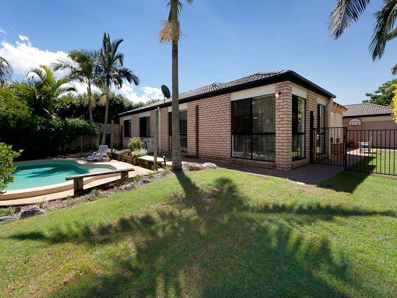 8 Crestwood Place, Moggill QLD 4070