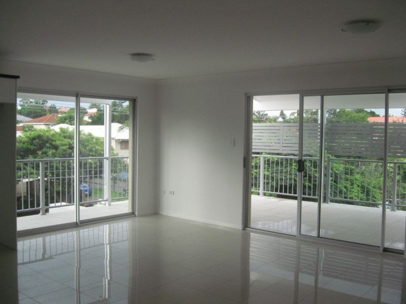 2/11 Croydon Street, Toowong QLD 4066