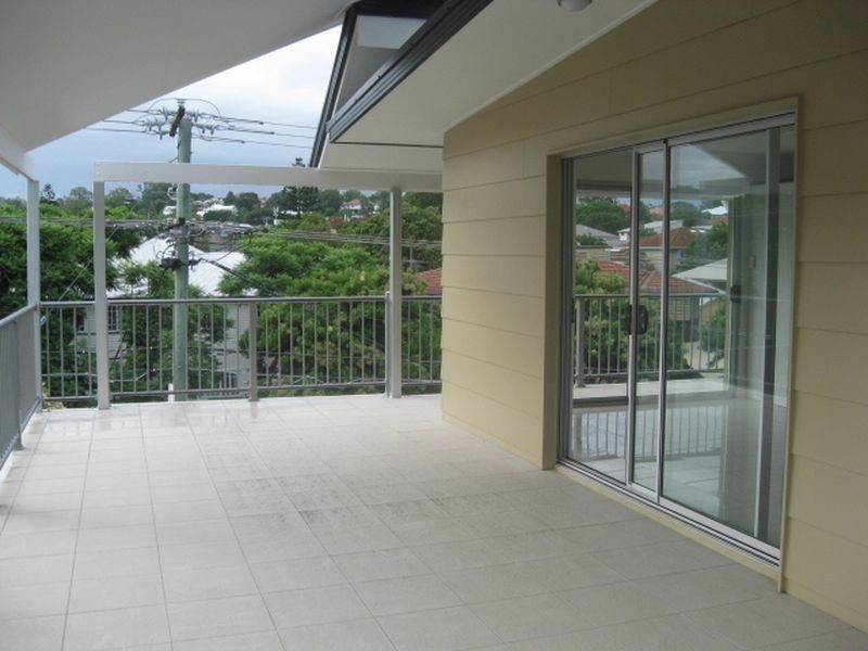2/11 Croydon Street, Toowong QLD 4066