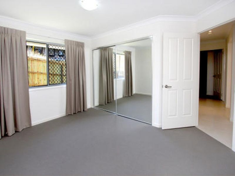 32 Chapman Place, Oxley QLD 4075
