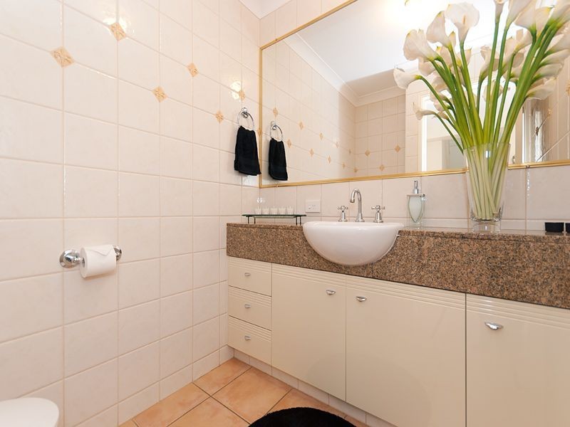 6/84 Ludlow Street, Chapel Hill QLD 4069