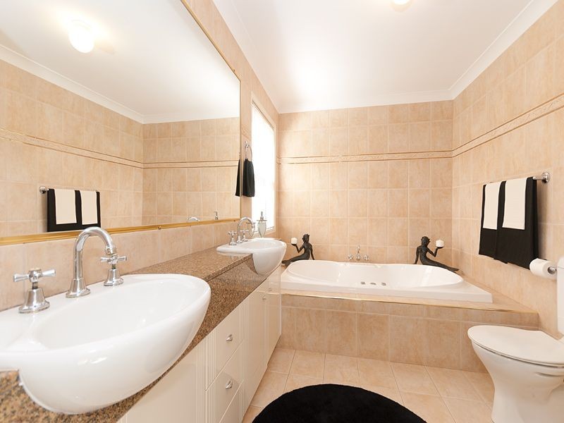 6/84 Ludlow Street, Chapel Hill QLD 4069