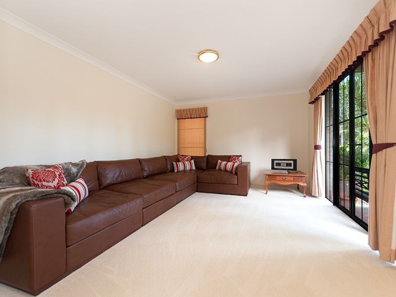 6/84 Ludlow Street, Chapel Hill QLD 4069