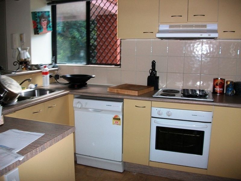 4/27 Campbell Street, Toowong QLD 4066