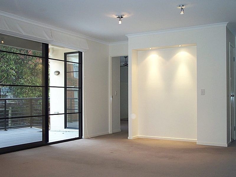 4/67 Benson Street, Toowong QLD 4066