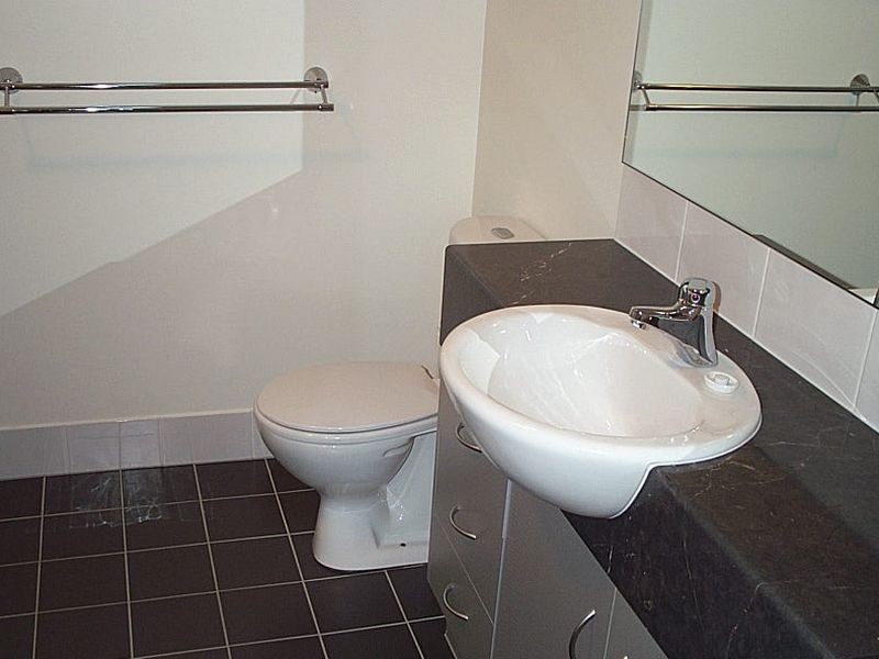 4/67 Benson Street, Toowong QLD 4066