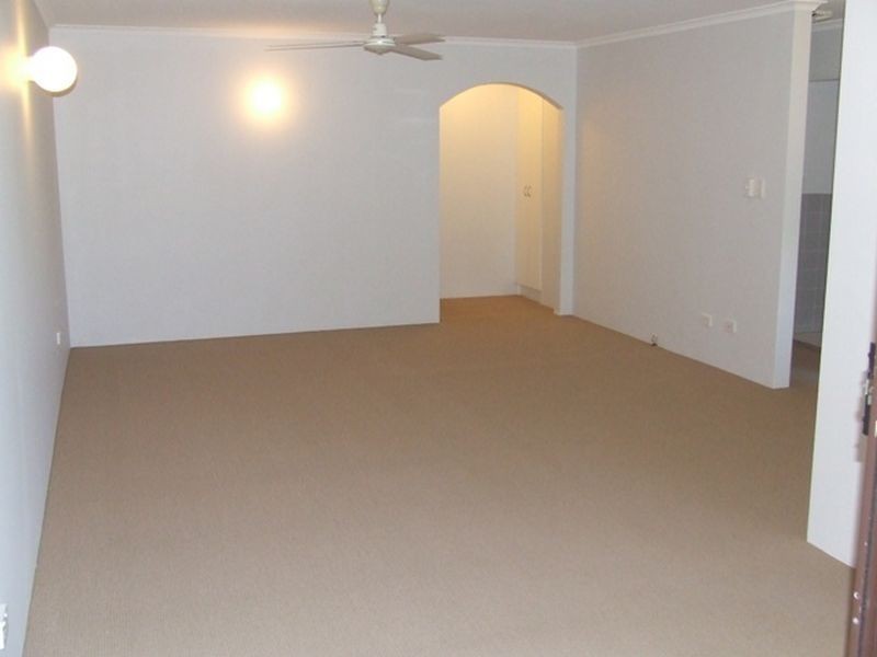 20/26 Carr Street, St Lucia QLD 4067