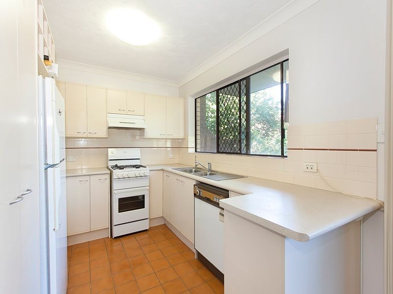 1/9 Vincent Street, Indooroopilly QLD 4068