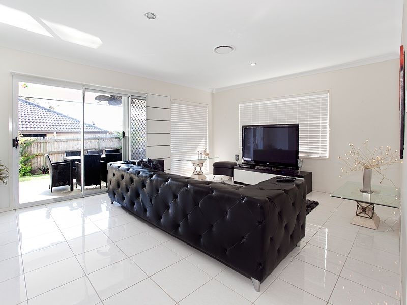 101 Beaufort Crescent, Moggill QLD 4070