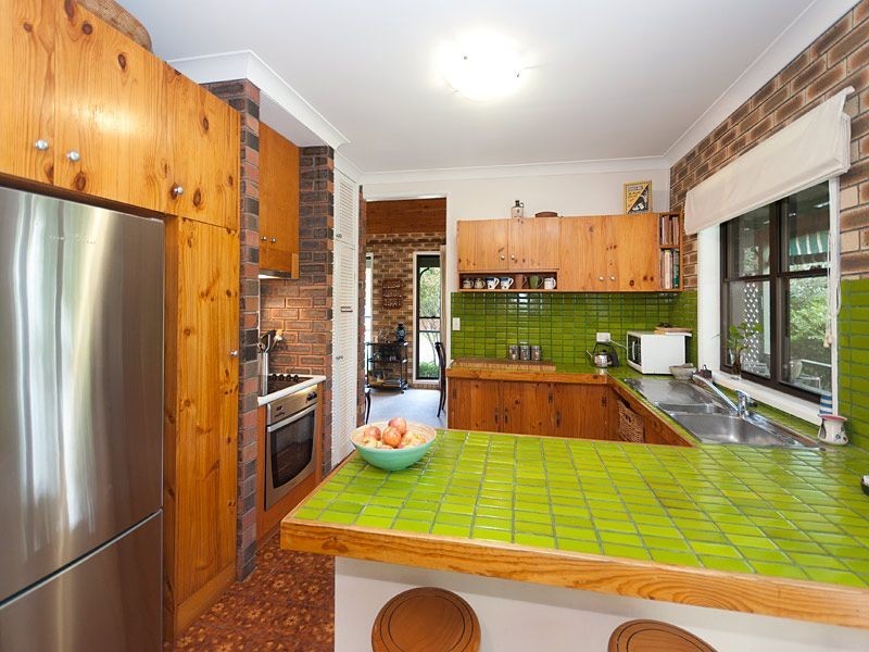 48 Mazzard Street, Bellbowrie QLD 4070