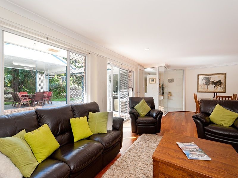 152 Pioneer Crescent, Bellbowrie QLD 4070