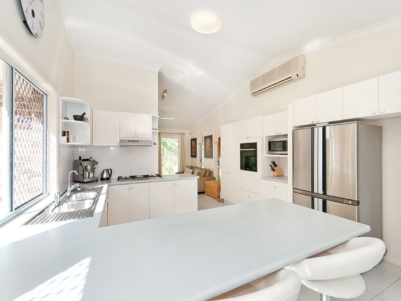 152 Pioneer Crescent, Bellbowrie QLD 4070