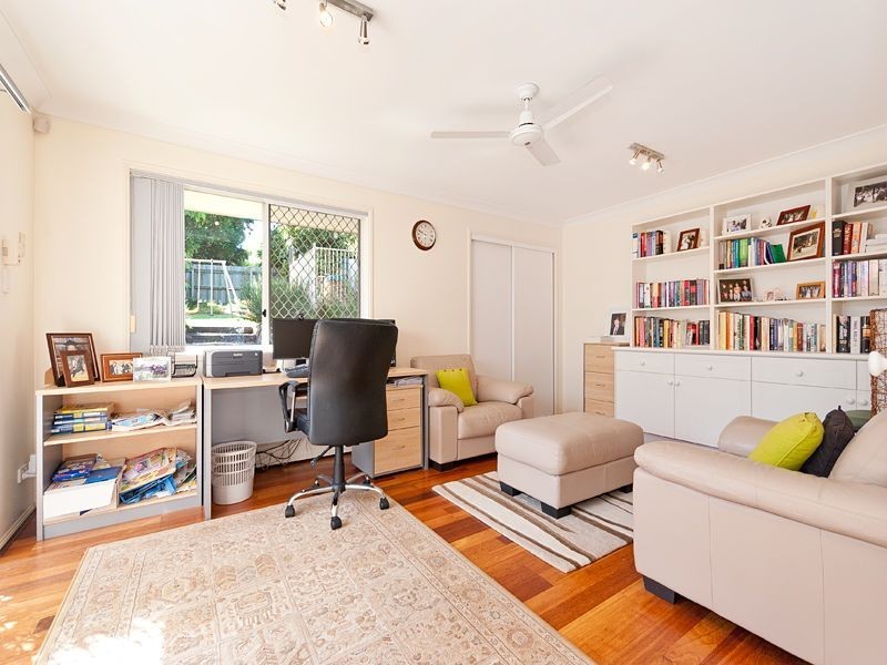 152 Pioneer Crescent, Bellbowrie QLD 4070
