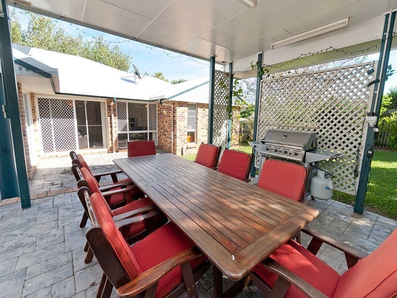 152 Pioneer Crescent, Bellbowrie QLD 4070