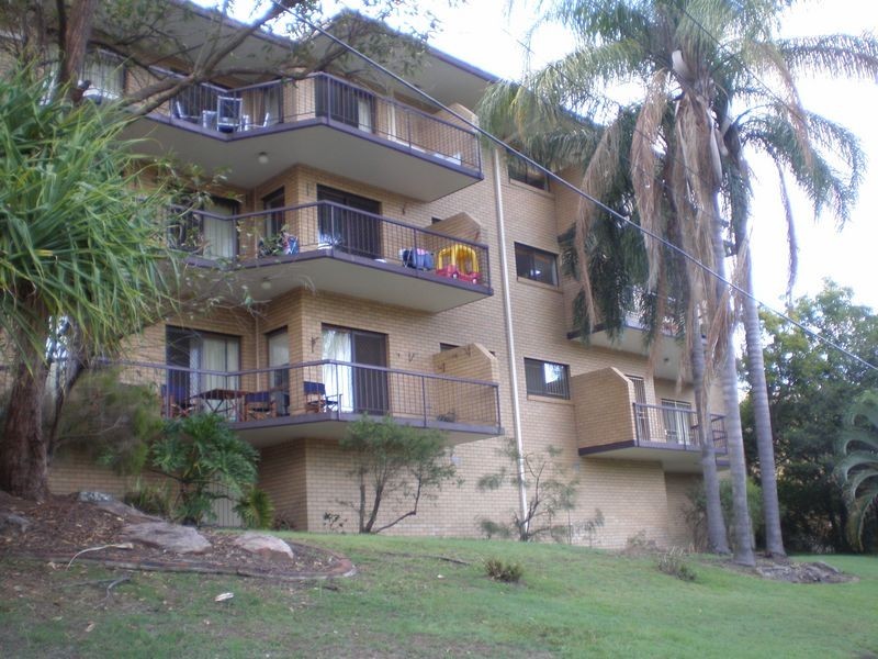 2/30 Armadale Street, St Lucia QLD 4067