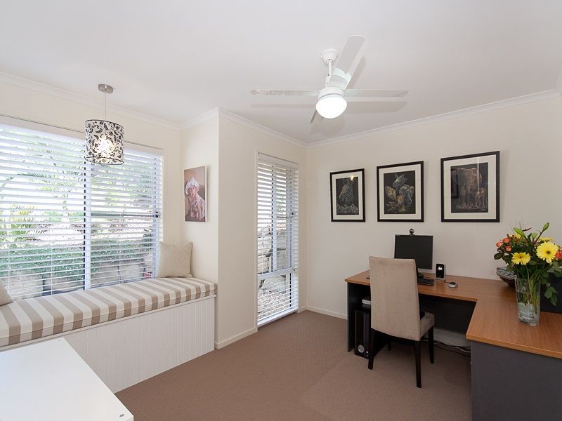 49 Westaway Crescent, Bellbowrie QLD 4070