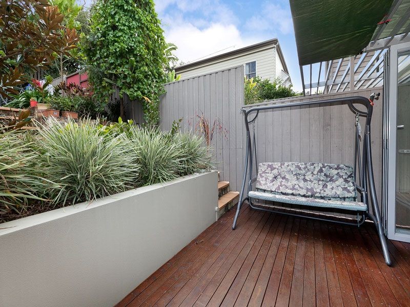 63A Douglas Street, St Lucia QLD 4067