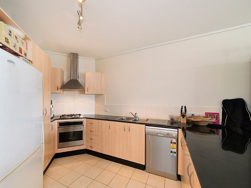 69/9 Sylvan Road, Toowong QLD 4066