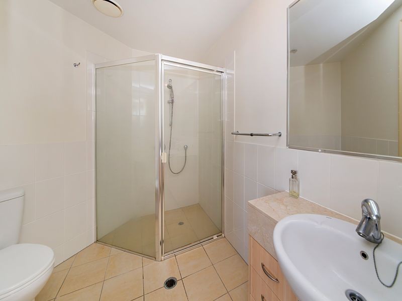 69/9 Sylvan Road, Toowong QLD 4066