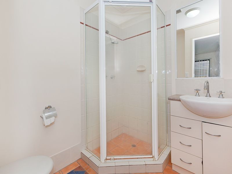 12/63 Vale Street, Kelvin Grove QLD 4059