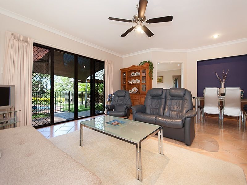 7 Forestwood Place, Moggill QLD 4070