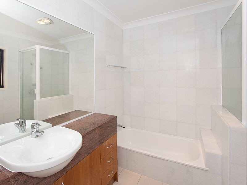 6/278 Indooroopilly Road, Indooroopilly QLD 4068