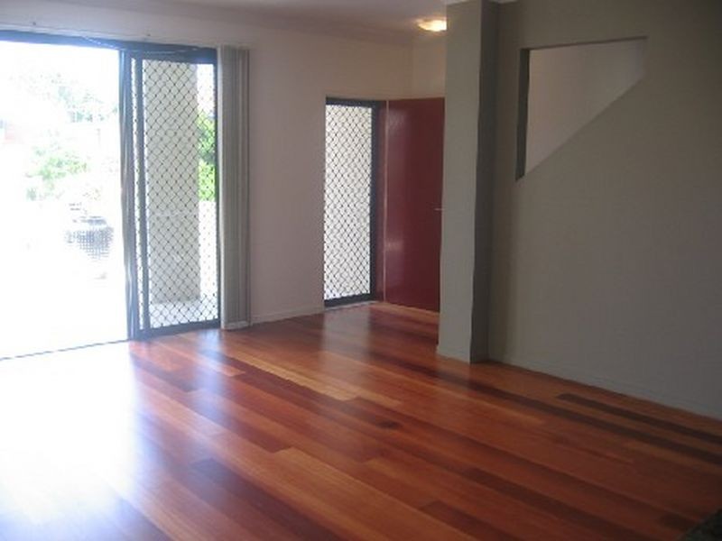 3/16 Cadell Street, Toowong QLD 4066
