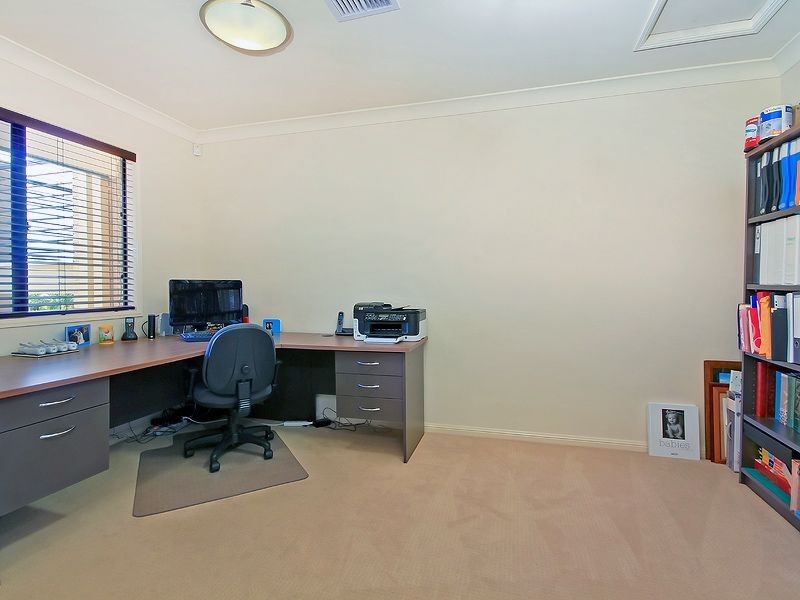 40 Redunca Place, Moggill QLD 4070