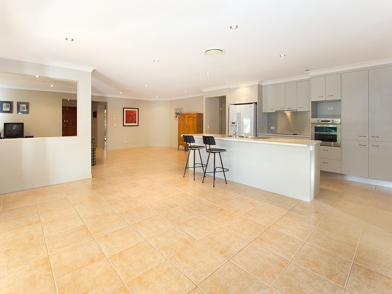 11 Zoe Place, Moggill QLD 4070