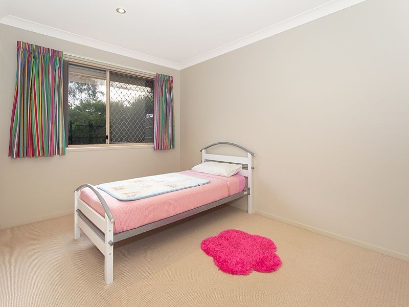 11 Zoe Place, Moggill QLD 4070