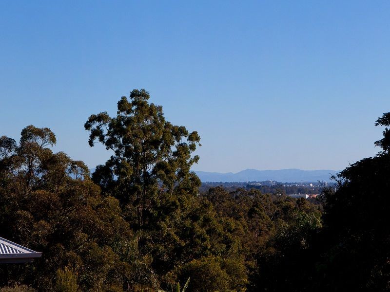 17 Silky Oak Avenue, Moggill QLD 4070