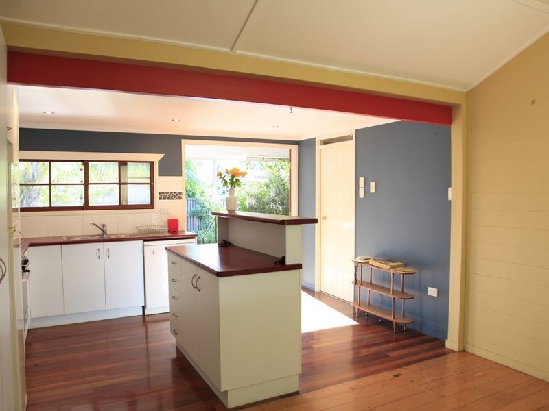 24 Morehead Street, South Townsville QLD 4810