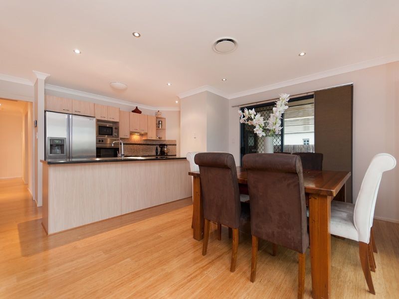 16 Brentwood Place, Moggill QLD 4070