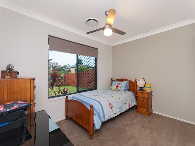 16 Brentwood Place, Moggill QLD 4070