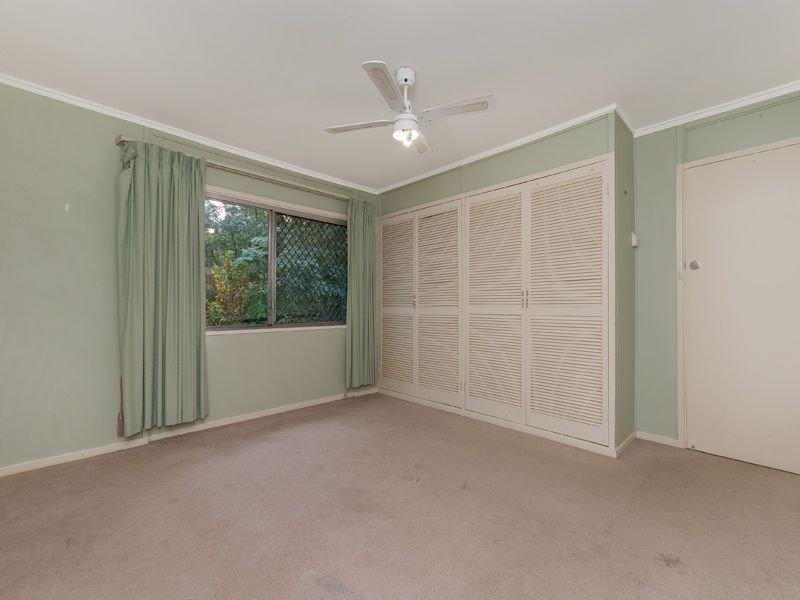 195 Gold Creek Road, Brookfield QLD 4069