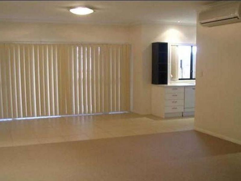 8/52 Golden Crest Place, Bellbowrie QLD 4070