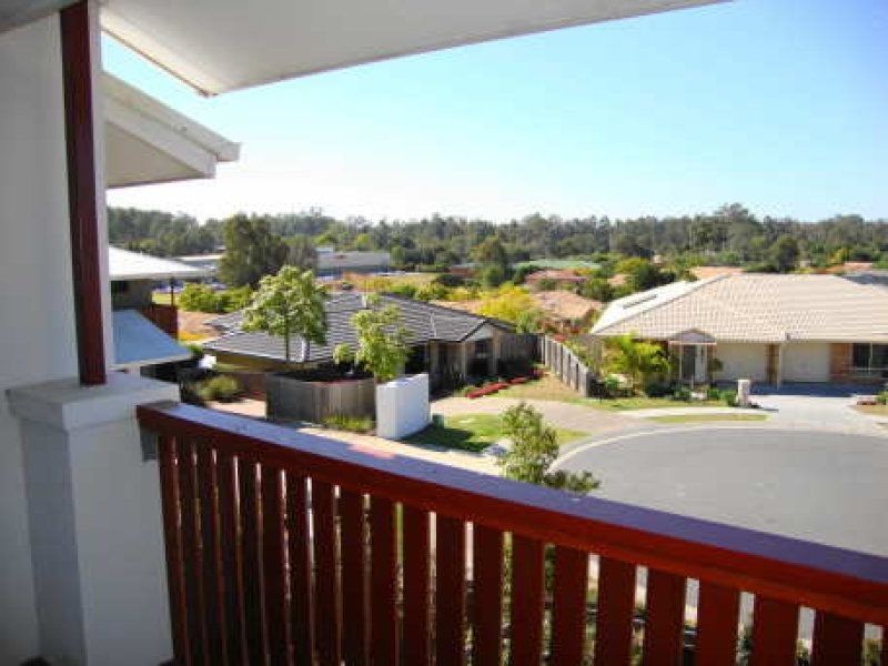 8/52 Golden Crest Place, Bellbowrie QLD 4070