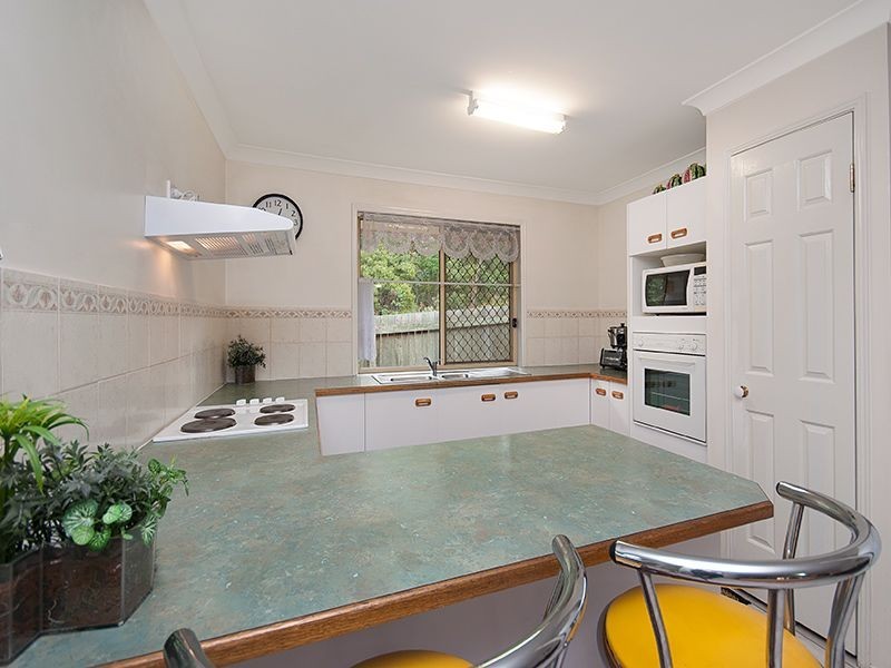 44 Dougy Place, Bellbowrie QLD 4070
