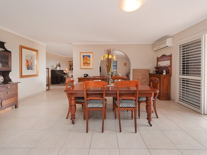 11A/32 Swann Road, Taringa QLD 4068