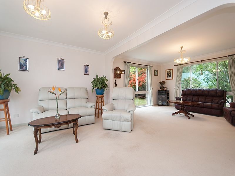 31 Pine County Place, Bellbowrie QLD 4070
