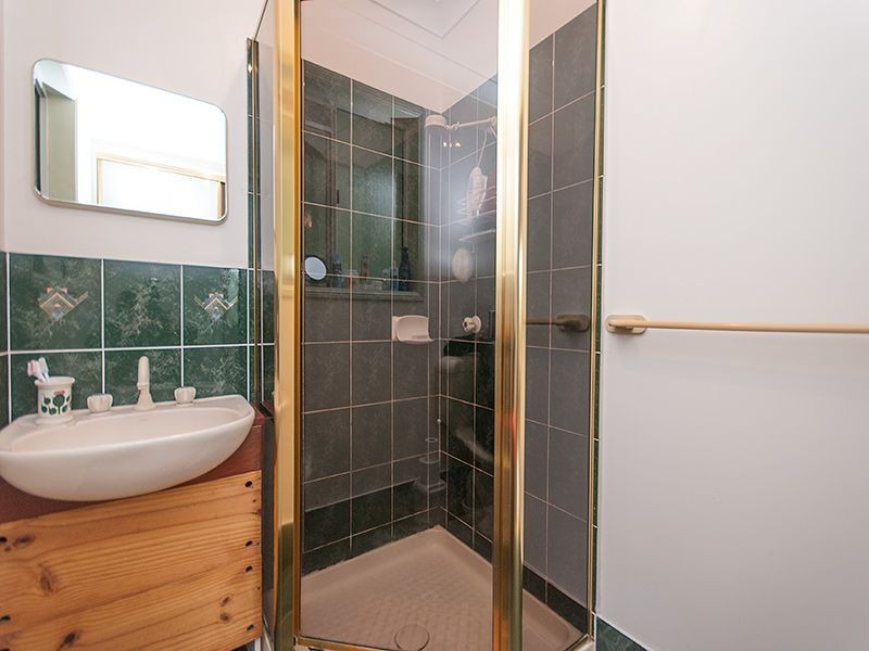 31 Pine County Place, Bellbowrie QLD 4070