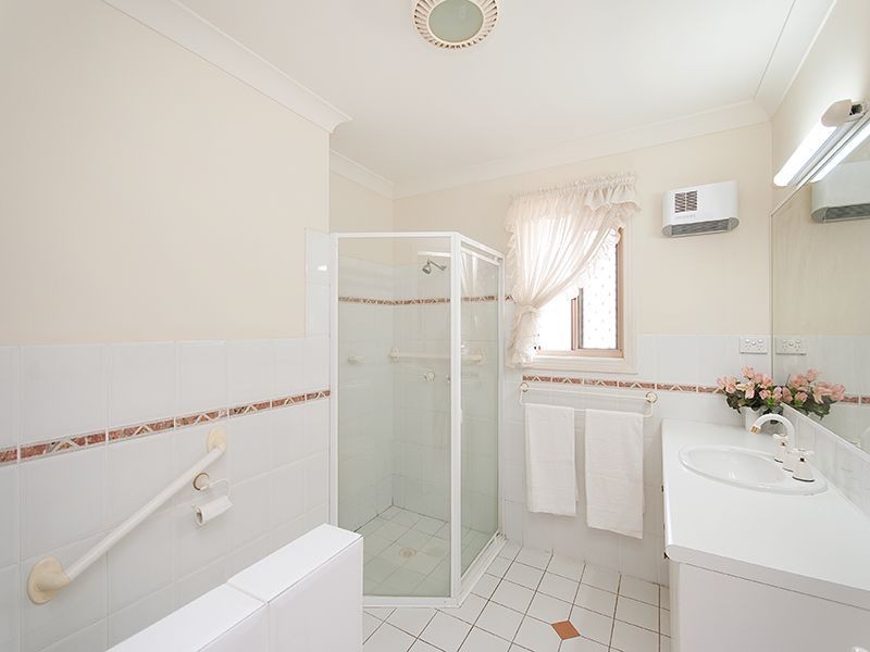 11/50 Boblynne Street, Chapel Hill QLD 4069