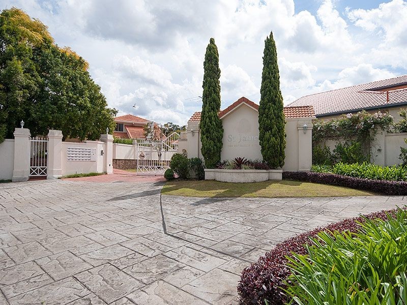 11/50 Boblynne Street, Chapel Hill QLD 4069